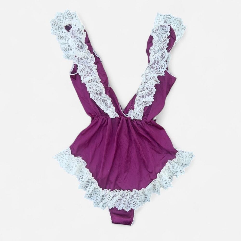 California Dream Vintage 80s Magenta Lace Trim Bodysuit